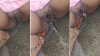 Cheeky Rural Desi Aunty Exposes Wet Cunt, Guiding Nephew Through Her Standing Street Piss Show