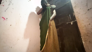 Filthy Desi Slut Moans Loud as She Deepthroats and Gets Anal Creampie