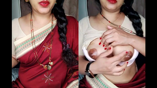 Thick Desi MILF strips naked, twerks huge booty, rams fingers deep in wet pussy