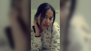 Leaked Desi MMs - Smoking Hot Desi Bitch Showing and Pressing Her Big Boobs | XXX Video on AllSex.XXX