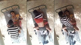 Suffering an Itchy Cunt, Cheating Desi Aunt Yields to Nephew During Husband's Trip