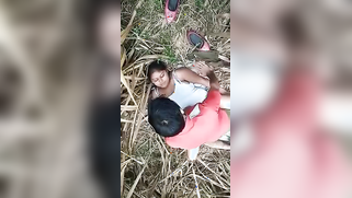 Hot Tamil Babe With A Fat Ass Gets Fucked Hard By Her Lover In The Jungle | XXX Video on AllSex.XXX