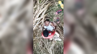 Hot Tamil Babe With A Fat Ass Gets Fucked Hard By Her Lover In The Jungle | XXX Video on AllSex.XXX