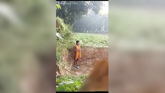 Desi BF Secretly Films Outdoor Fuck of His GF With Lover, Leaked Video Exposed | XXX Video on AllSex.XXX