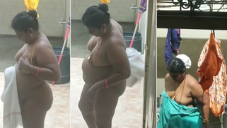 Sneaky son catches mom naked fingering that tight pussy good - hot leaked Pakistani mms | XXX Video on AllSex.XXX