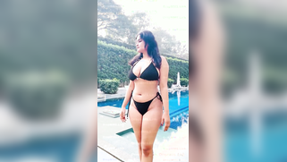 Leaked Curvy Indian IG Star's Shilpa Fit  MMS Video Of Her Posing Naked For BF's Big Dick | XXX Video on AllSex.XXX