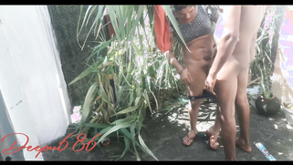 Desi aunt slut gets fucked by him outdoors for cash while her hubby works field leaked mms | XXX Video on AllSex.XXX