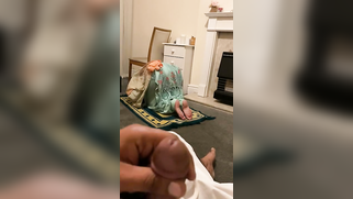 Leaked MMs, Pakistani Mom Does Namaz Doggy Worship While Son Jerks Off Dick On Her Ass | XXX Video on AllSex.XXX