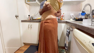Indian Couple Romance in the Kitchen - Saree Sex - Saree lifted up, Ass Spanked Boobs Press | XXX Video on AllSex.XXX