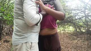 Leaked MMs video of a Desi village slut fucked raw in the bushes | XXX Video on AllSex.XXX