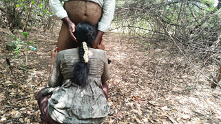 Leaked MMs video of a Desi village slut fucked raw in the bushes