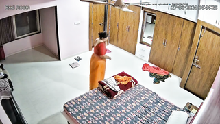 Leaked CCTV Cam Films Stacked Desi Aunty Strutting Nude Post-Shower Solo | XXX Video on AllSex.XXX