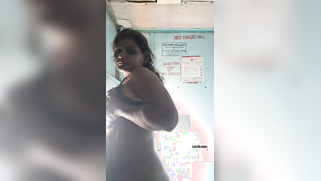 Leaked MMs - Submissive Auntie Strips Buck-Ass Naked In Train Shitter For Her Horny Master | XXX Video on AllSex.XXX