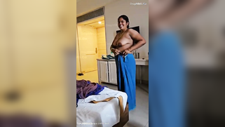 Big-Booty Desi Auntie Gets Caught Butt-Ass Nude, Shows Off Her Fat Curves To Nephew