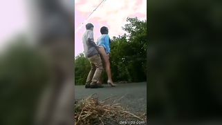 Slutty Cheating Desi Wife Picks Up A Random Stud And Gets Sex Outdoor On Hidden Cam | XXX Video on AllSex.XXX
