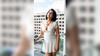 Kinky Desi Bhabhi Flash Off Juicy Cunt On Luxury Balcony Begging For Hard Fucking | XXX Video on AllSex.XXX