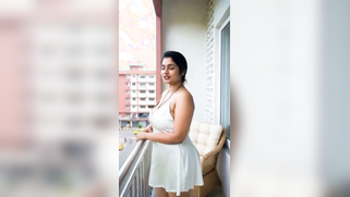 Kinky Desi Bhabhi Flash Off Juicy Cunt On Luxury Balcony Begging For Hard Fucking | XXX Video on AllSex.XXX
