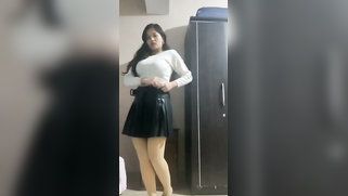 Horny Paki Wifey Strips Buck Naked Flashing Fat Juicy Tits n Bald Cunt on Cam | XXX Video on AllSex.XXX