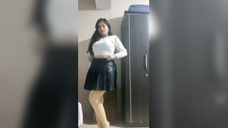Horny Paki Wifey Strips Buck Naked Flashing Fat Juicy Tits n Bald Cunt on Cam | XXX Video on AllSex.XXX