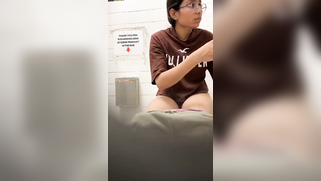 Horny Indian Slut Caught Squattin n Pissin Her Juicy Cunt in Dirty College Toilet