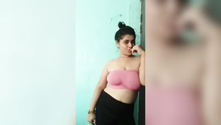 Slutty Desi MILF Strips Down And Shows Off Her Huge Sweaty Boobs In The Mirror | XXX Video on AllSex.XXX
