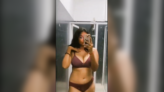 Curvy Indian Mama Gets Buck Naked And Bounces Her Fat Tits In Front Of Mirror | XXX Video on AllSex.XXX