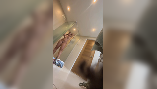 Nasty Hotel Worker Spies On Juicy Desi Curry Aunty Getting Butt Naked In Bathroom Cam | XXX Video on AllSex.XXX