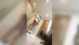 Nasty Hotel Worker Spies On Juicy Desi Curry Aunty Getting Butt Naked In Bathroom Cam | XXX Video on AllSex.XXX