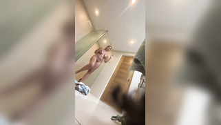 Nasty Hotel Worker Spies On Juicy Desi Curry Aunty Getting Butt Naked In Bathroom Cam | XXX Video on AllSex.XXX
