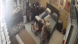 CCTV: Nasty Thicc Auntie Roams Bare-Ass Naked At Home, Leaked CCTV Footage Goes Viral
