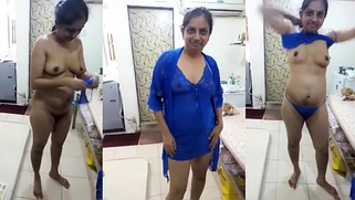 [ Indian Amateur ] Exclusive – Famous Desi Aunty Showing Her Boobs And Pussy