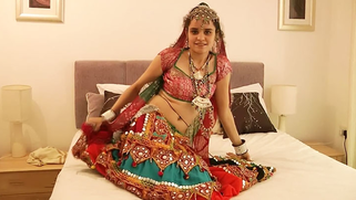 Gujarati XXX Indian Alluring Girl Jasmine Mathur Garba Sexy Dance