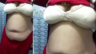 [ Indian More Porn ] Big boobs desi aunty show her boobs