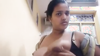 XXX Desi babe hot aunty showing big boobs | XXX Video on AllSex.XXX