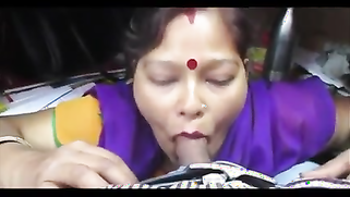 Desi XXX aunty giving blowjob and deepthroat drank cum | XXX Video on AllSex.XXX