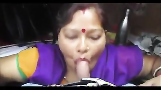 Desi XXX aunty giving blowjob and deepthroat drank cum | XXX Video on AllSex.XXX