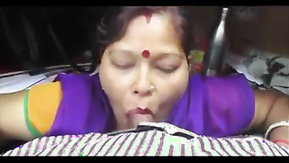 Desi XXX aunty giving blowjob and deepthroat drank cum | XXX Video on AllSex.XXX