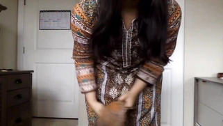 XXX Desi babe Stripping her Salwar Kameez to Nude and Teasing us | XXX Video on AllSex.XXX